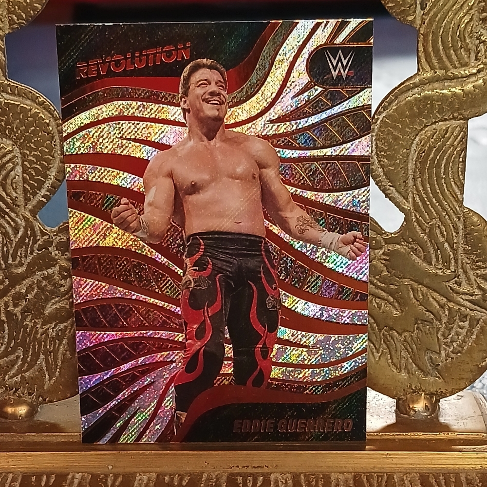 WWE Trading Cards Holographic Revolution Four Cards Bundle Bobby Lashley - Picture 2 of 16